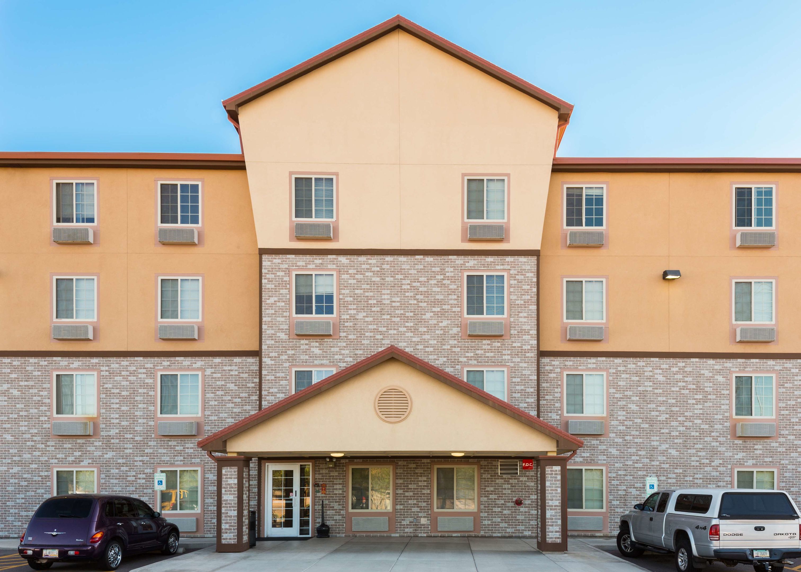 value place phoenix az peoria