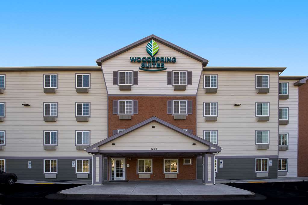 extended stay america select suites phoenix west