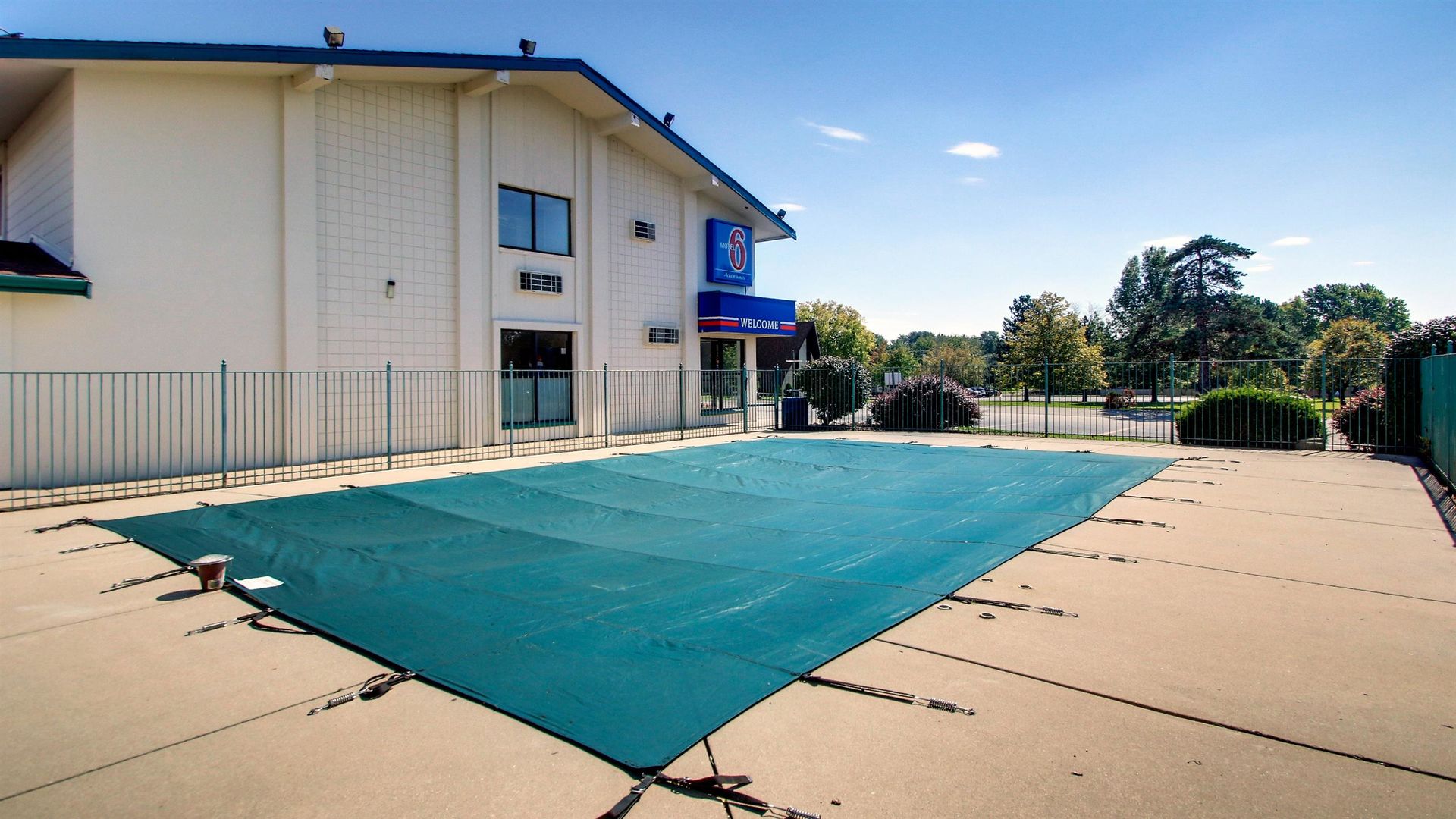 motel 6 normal il bloomington area