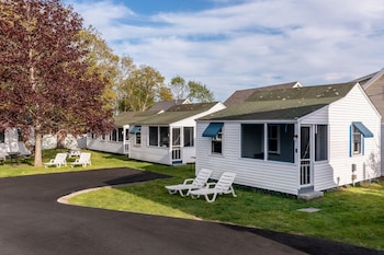 the beaches guest rooms and cottages