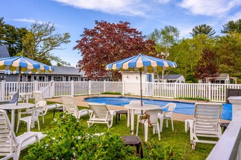 the beaches guest rooms and cottages
