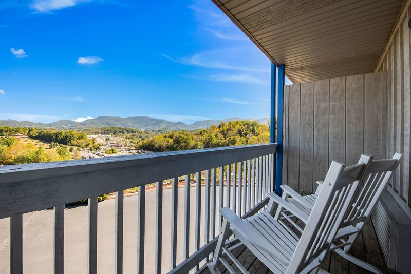 econo lodge waynesville nc