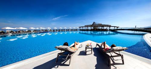 elexus hotel resort and spa