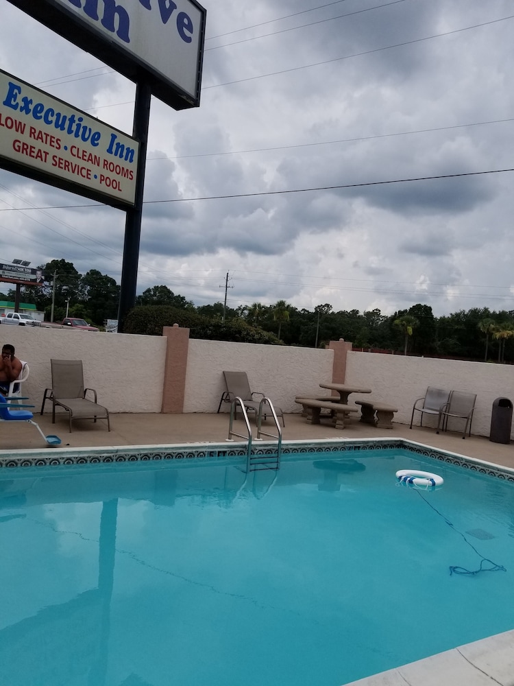 executive inn