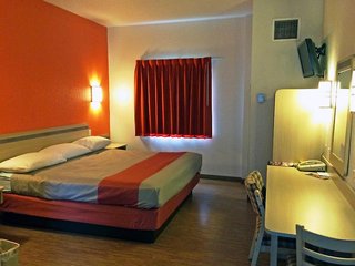 Americas Best Value Inn - Knoxville East,Marion County>>Knoxville,3 star