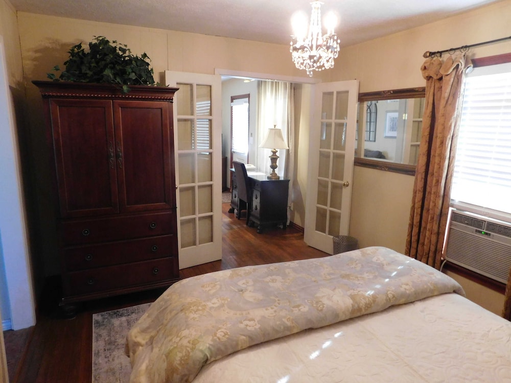 rainbow courts motel