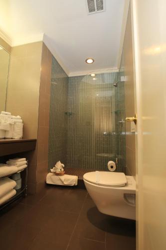 radio city apartments