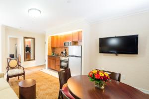 radio city apartments