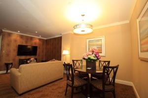 radio city apartments