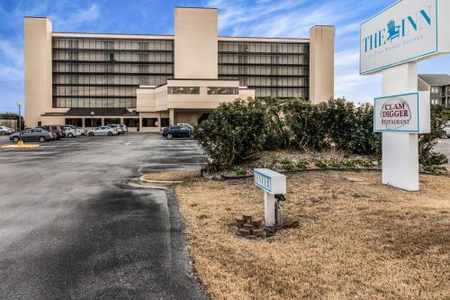 crystal coast oceanfront hotel