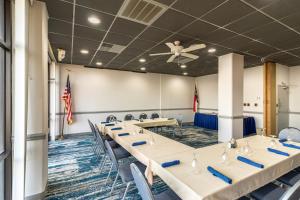 Crystal Coast Oceanfront Hotel,Carteret County>>Atlantic Beach,3 star