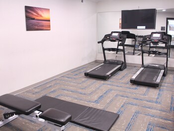 crystal coast oceanfront hotel