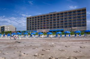 crystal coast oceanfront hotel