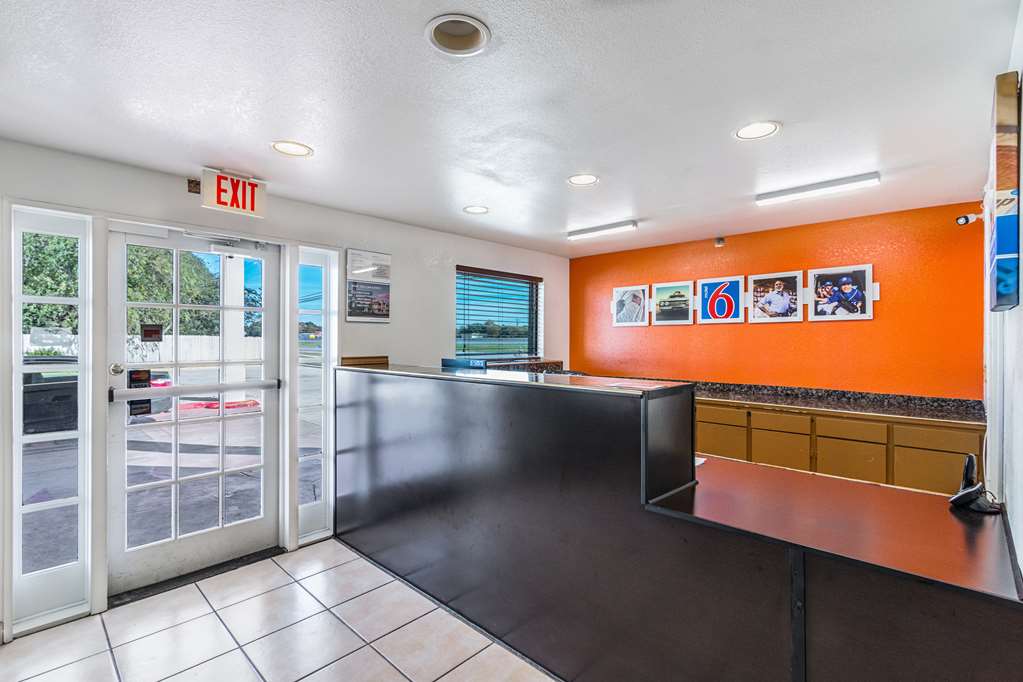 motel 6 san marcos tx north