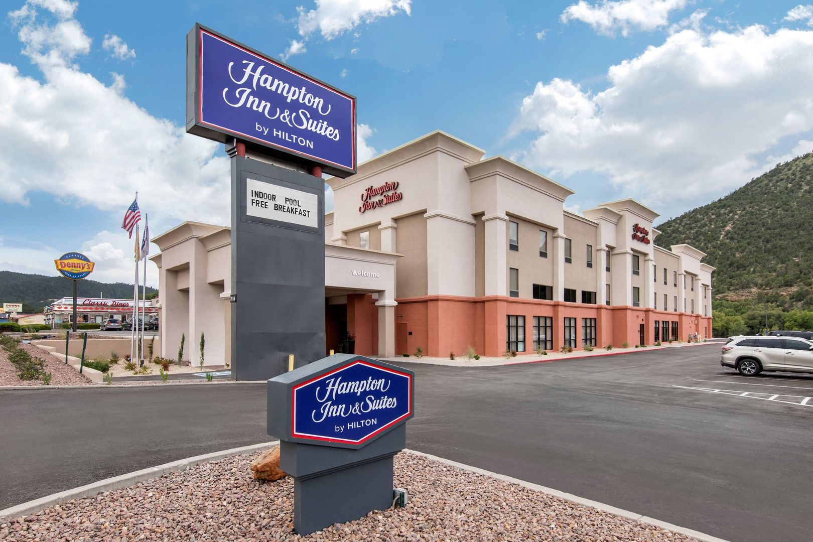 hampton inn and suites ruidoso downs