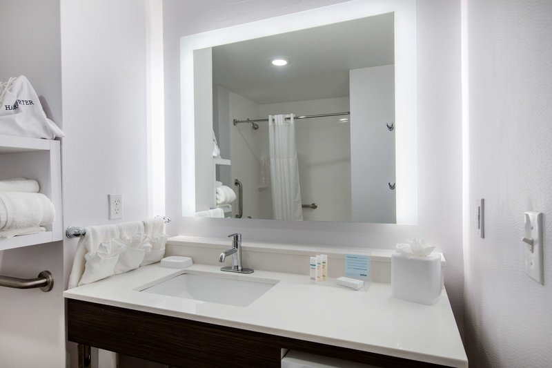 hampton inn and suites ruidoso downs