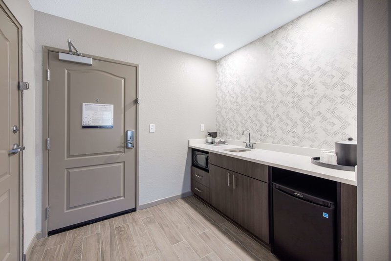 hampton inn and suites ruidoso downs