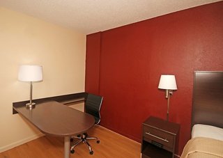 Red Roof Inn Hillsville,Dublin>>Draper,2 star