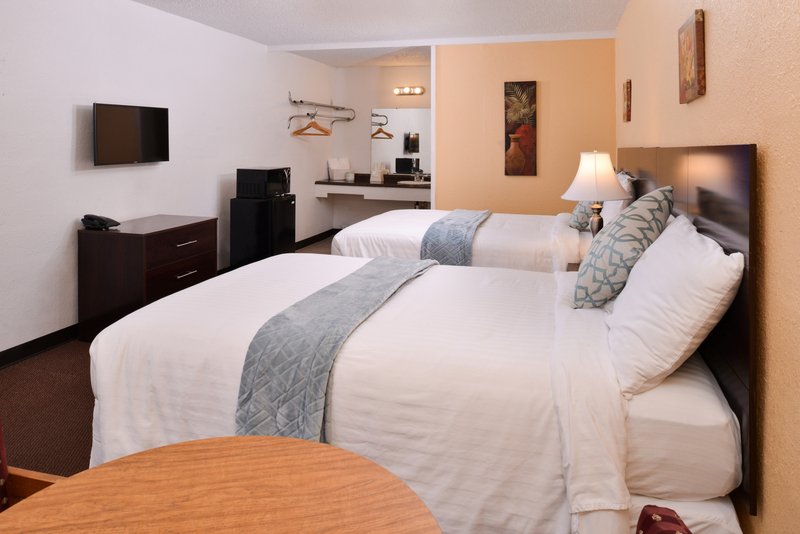 red carpet inn battleboro