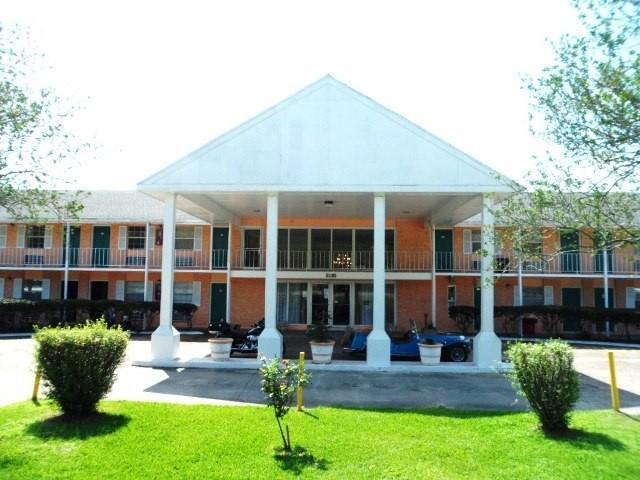 red carpet inn houma la