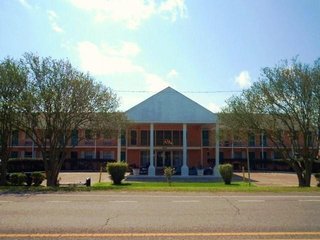 red carpet inn houma la