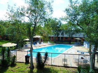 red carpet inn houma la