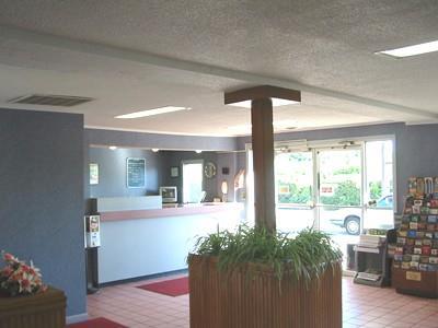 red carpet inn louisville