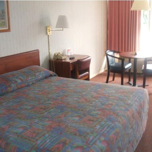 red carpet inn louisville