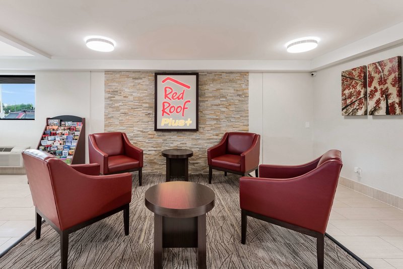 red roof inn plus columbus worthington