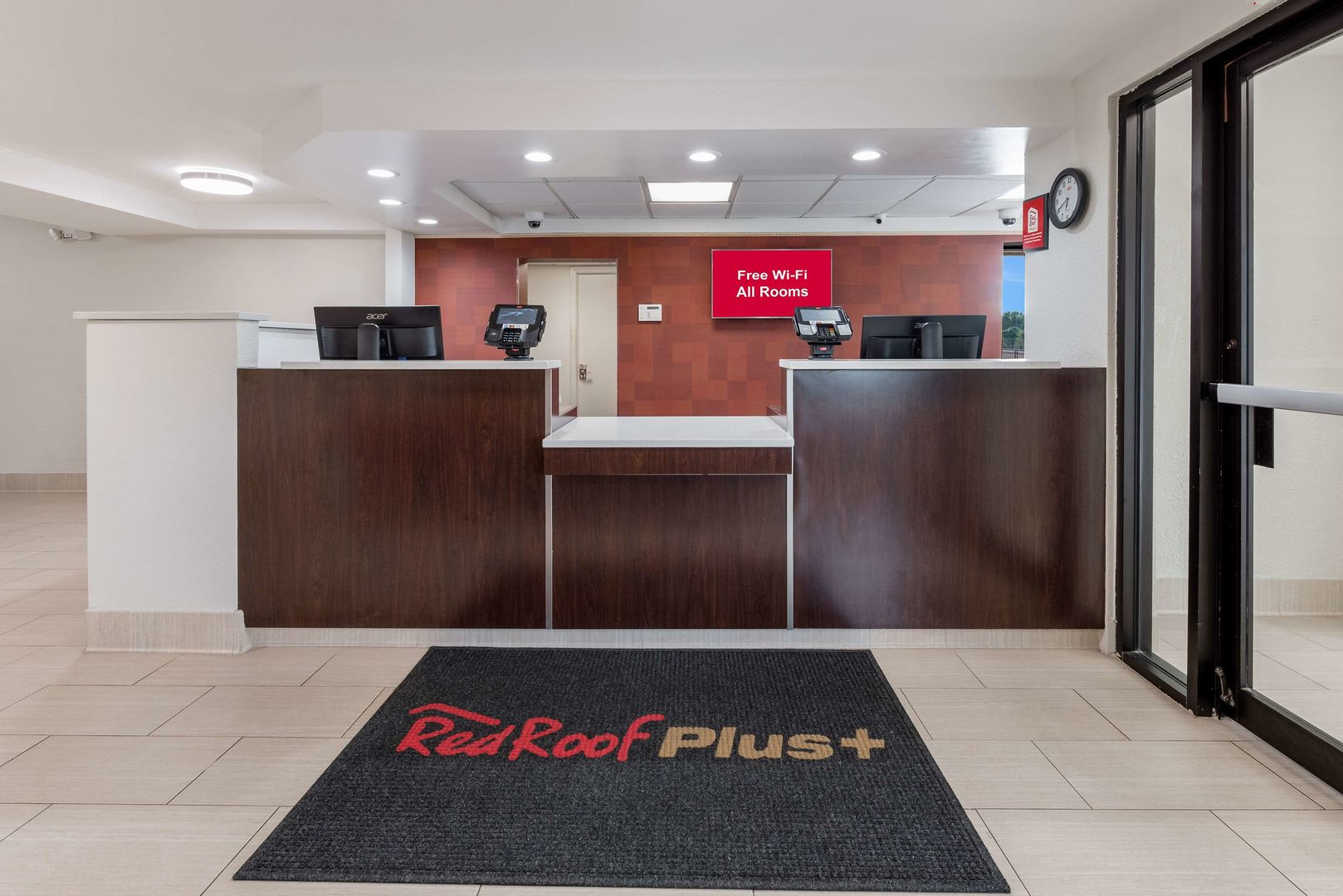 red roof inn plus columbus worthington