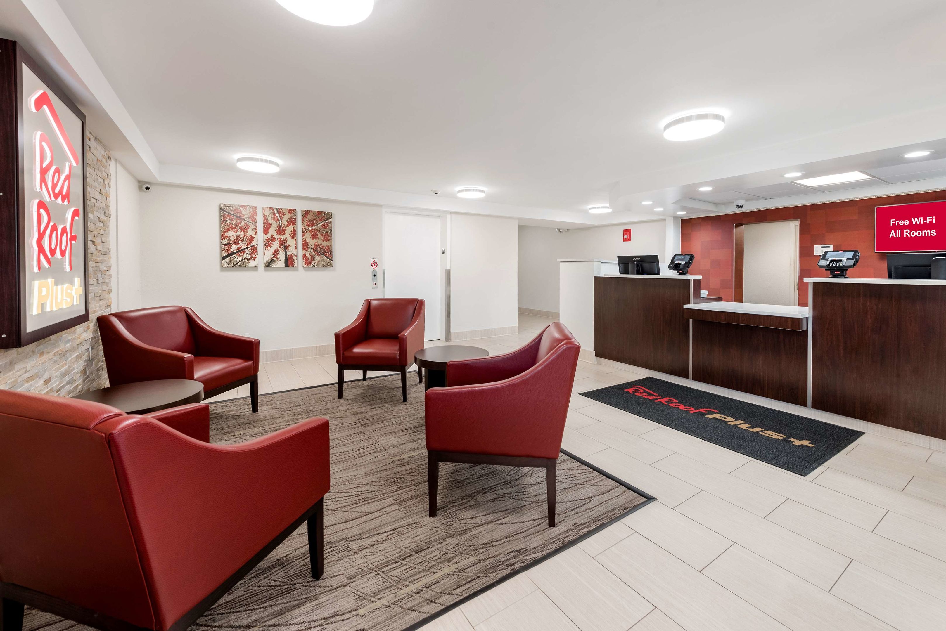 red roof inn plus columbus worthington