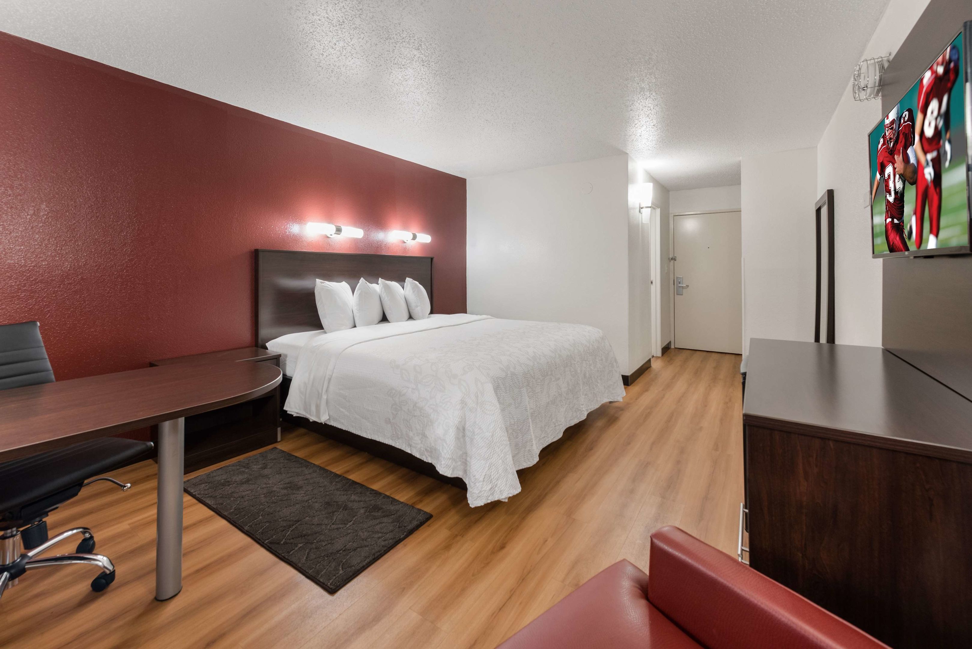 red roof inn plus columbus worthington