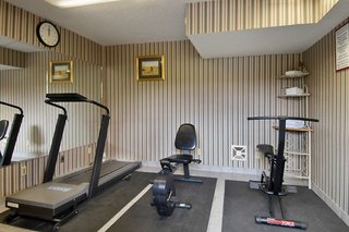 red roof inn parkersburg