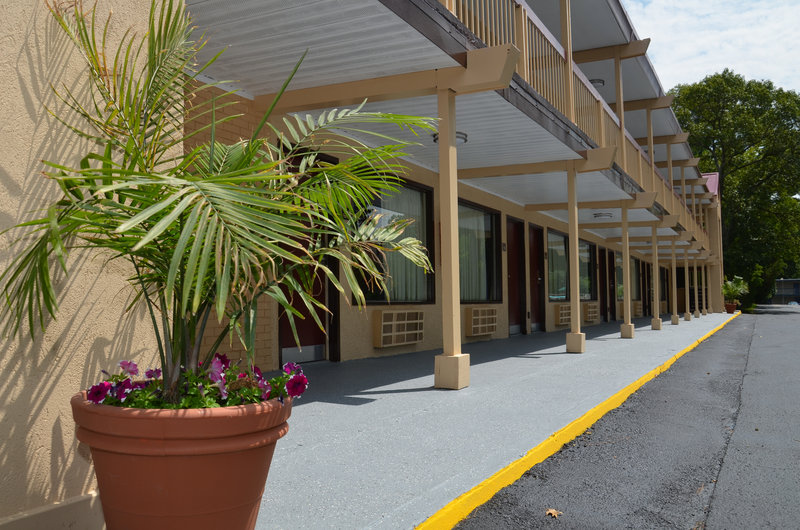 red roof inn williamsburg