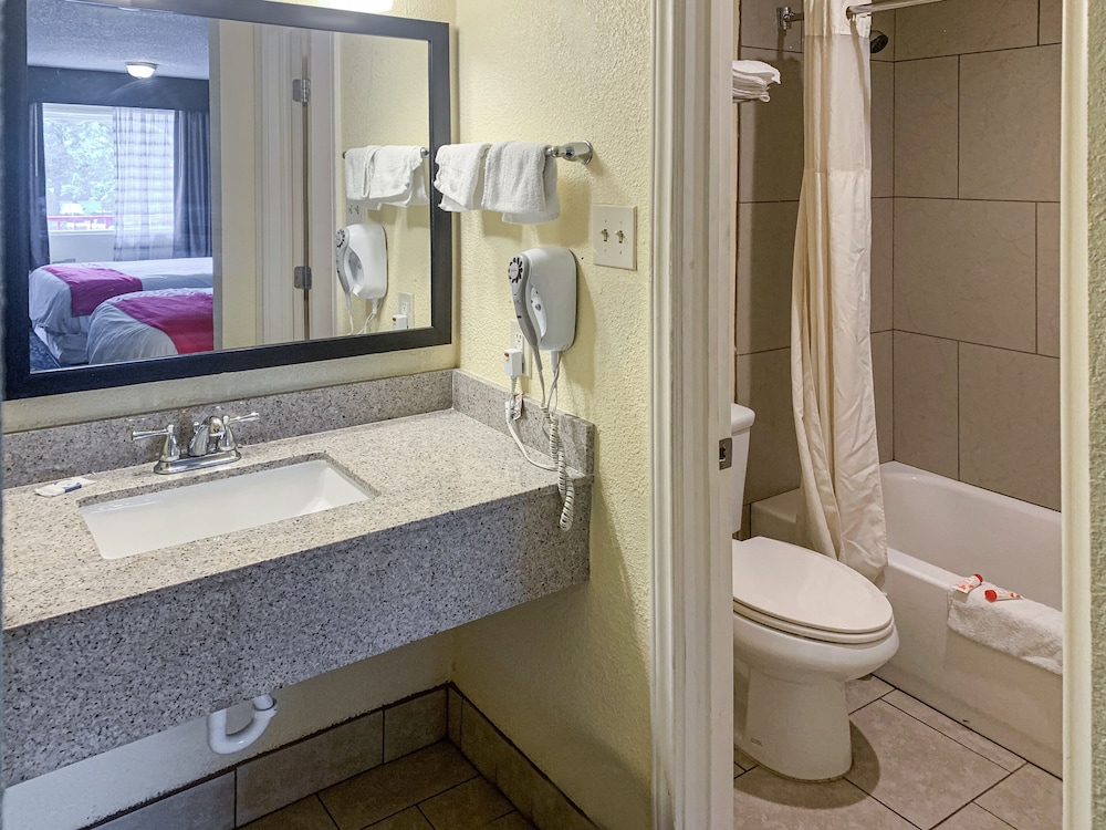 oyo hotel rosenberg tx i 69