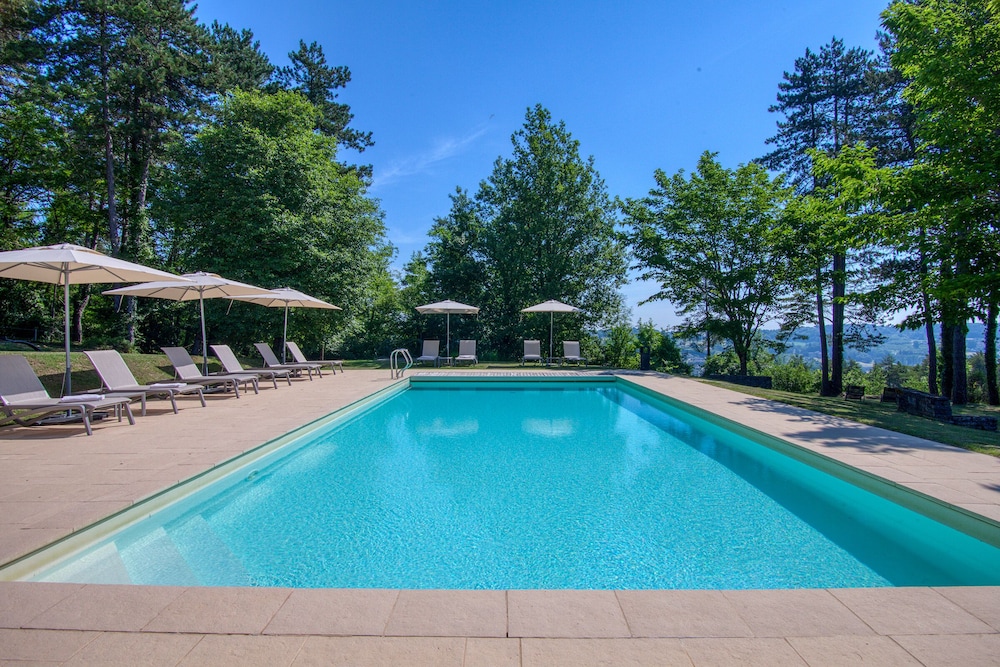 hotel and restaurant le meysset