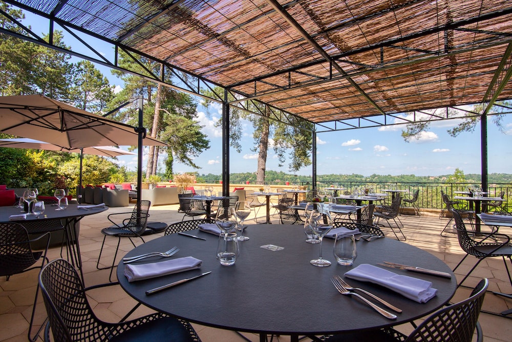 hotel and restaurant le meysset