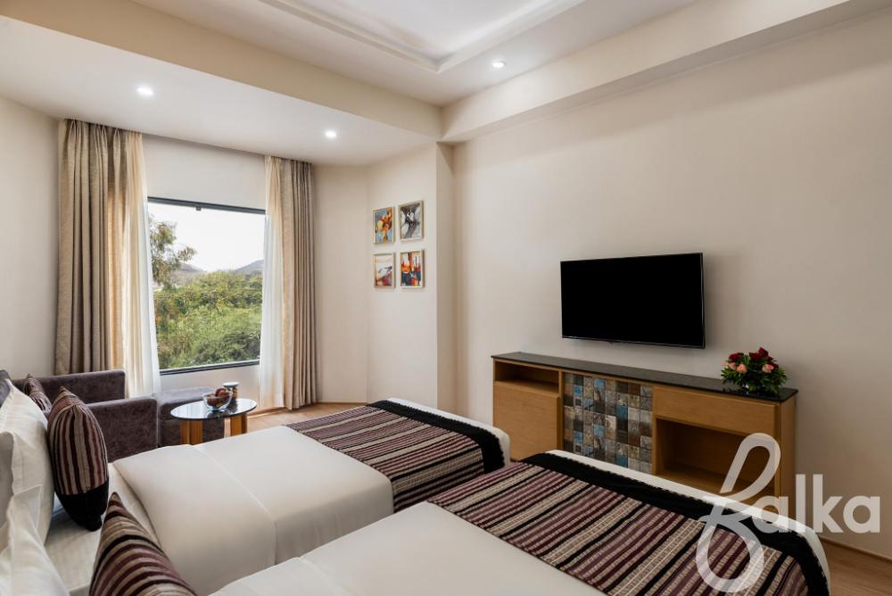 radiant globus hotel