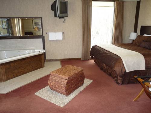 Riverbank Lodge,Springfield>>Petersburg,3 star