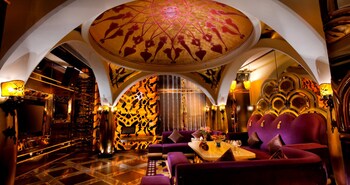 hj international hotel