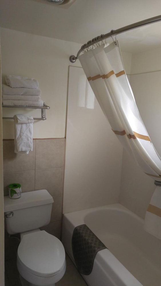 american regency inn