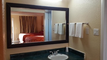 american regency inn