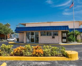 Rodeway Inn Fort Pierce I-95,Fort Pierce,2 star