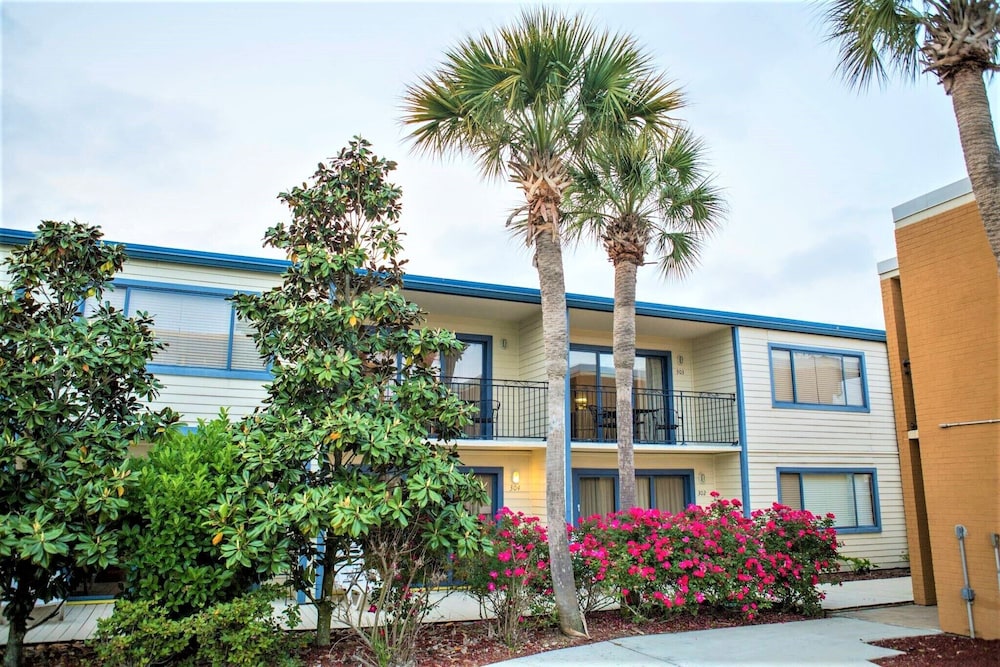 royal holiday beach resort