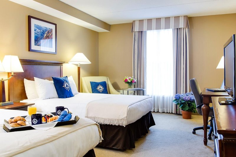 salem waterfront hotel and suites