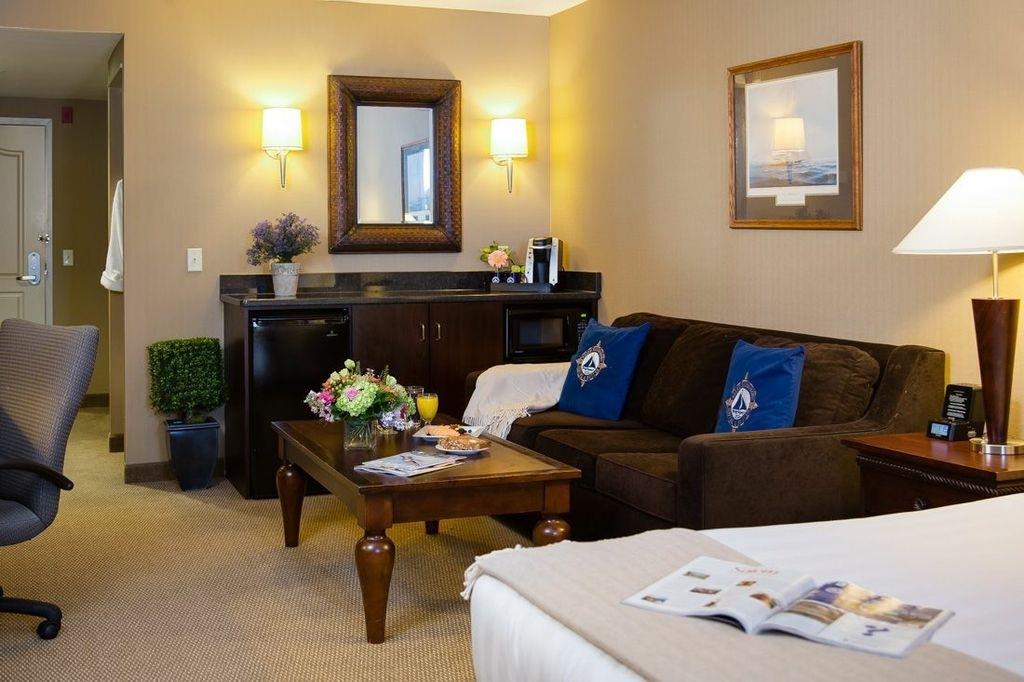 salem waterfront hotel and suites