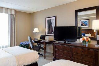 salem waterfront hotel and suites