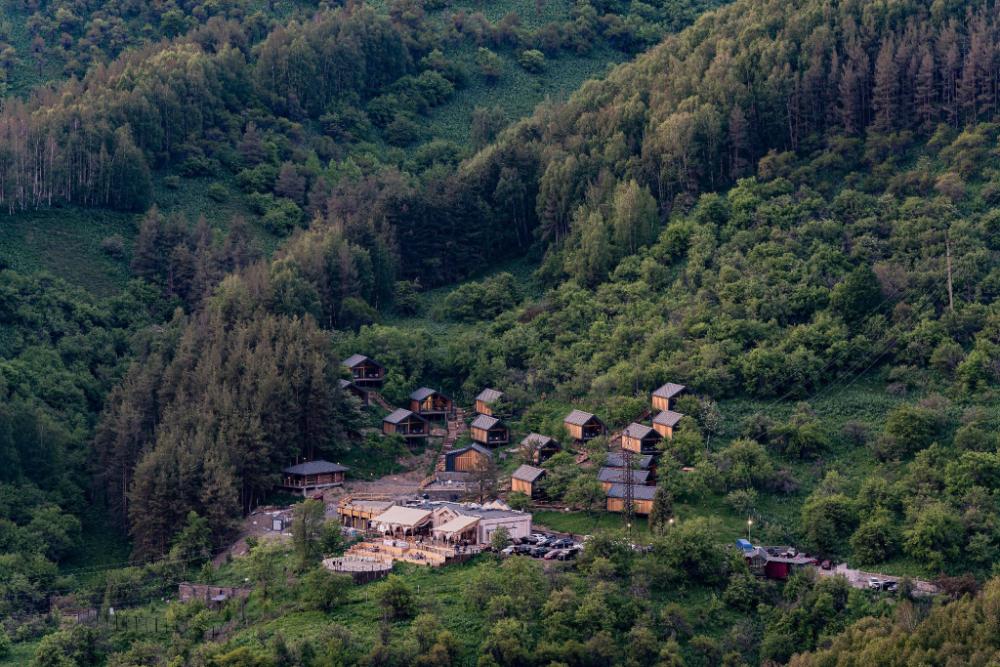 qazaq auyl eco hotel