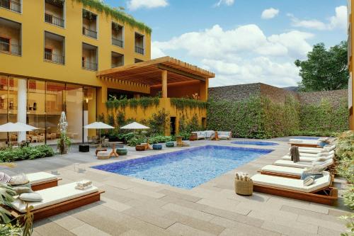 clevia san miguel de allende autograph collection