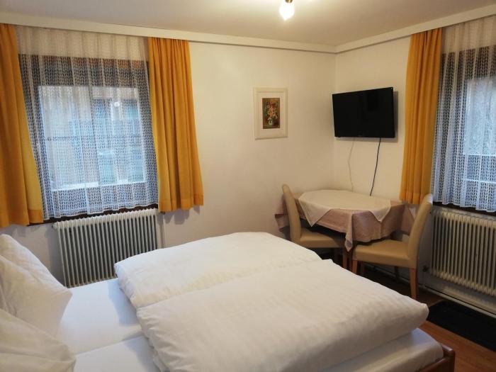 pension lederergutl jokercard and parkplatz inkl